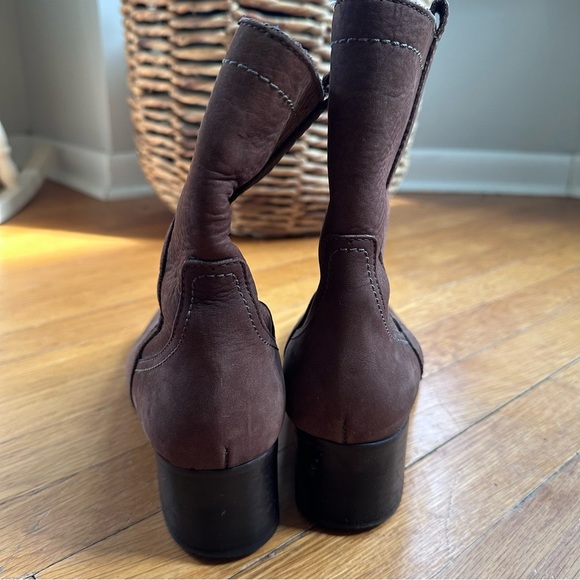 La Canadienne 28001 Brown Leather 2” Heal Pull On Boots Size Women’s 8.5 - Picture 8 of 10